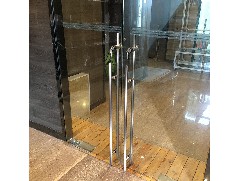 玻璃門把手壞了怎樣修？